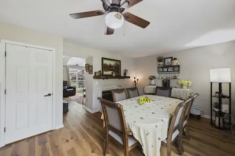1864 Independence Court Gurnee IL 60031