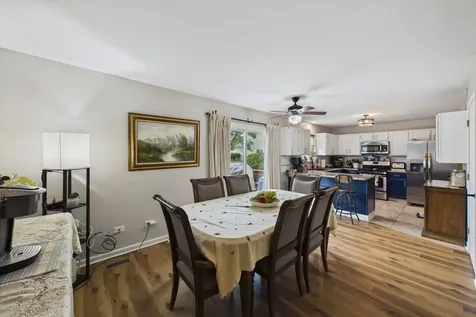 1864 Independence Court Gurnee IL 60031
