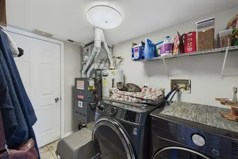 1864 Independence Court Gurnee IL 60031