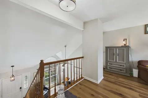 1864 Independence Court Gurnee IL 60031