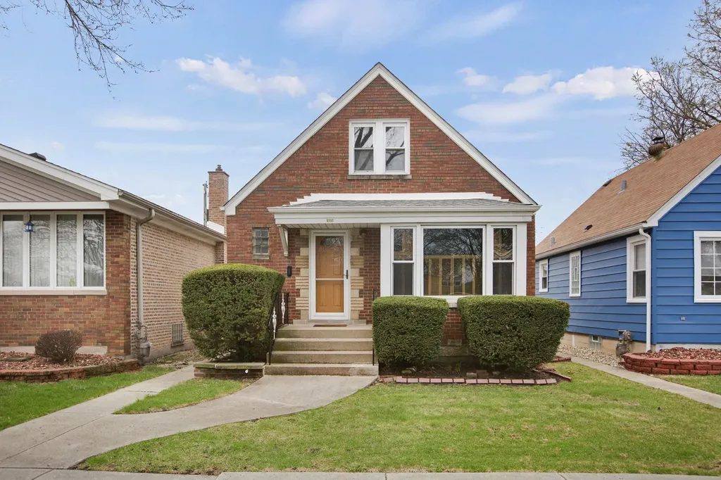 6152 South Mulligan Avenue Chicago IL 60638