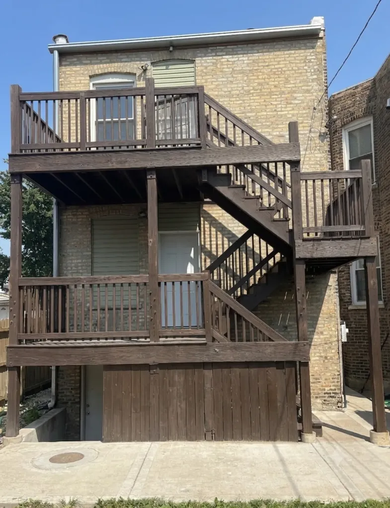 1040 North Lawndale Avenue Chicago IL 60651