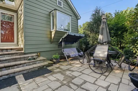 937 Elsie Avenue Gurnee IL 60031