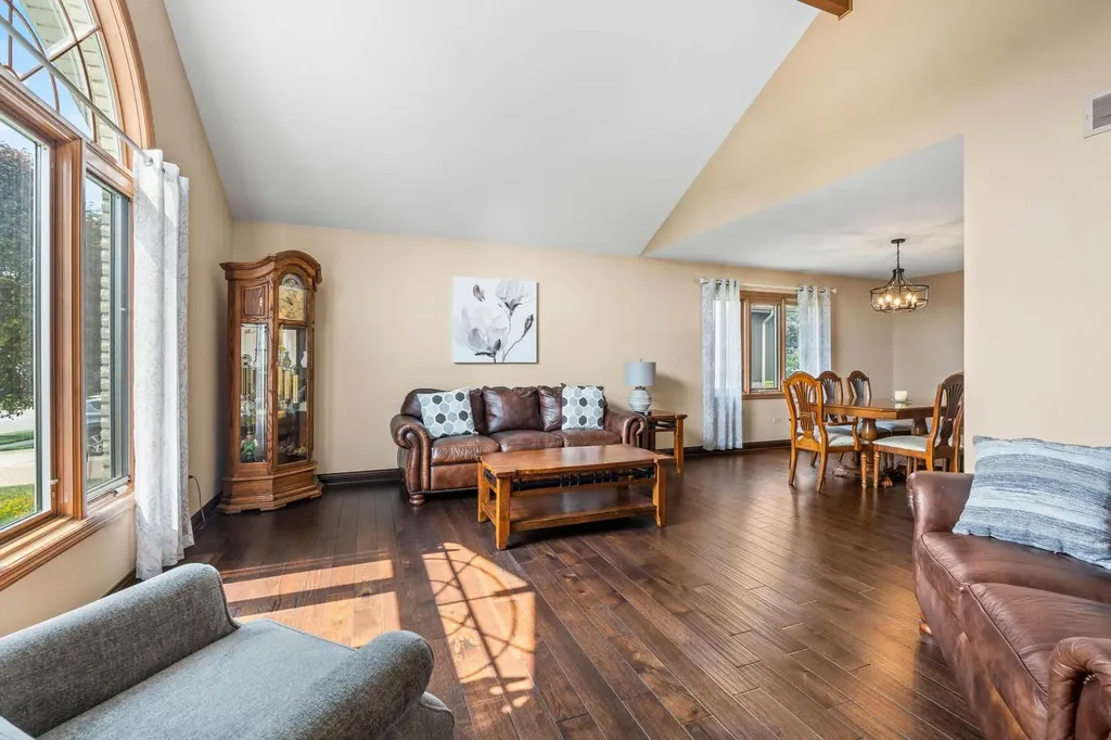 17500 Brook Hill Drive Orland Park IL 60467