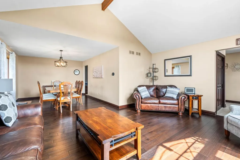 17500 Brook Hill Drive Orland Park IL 60467