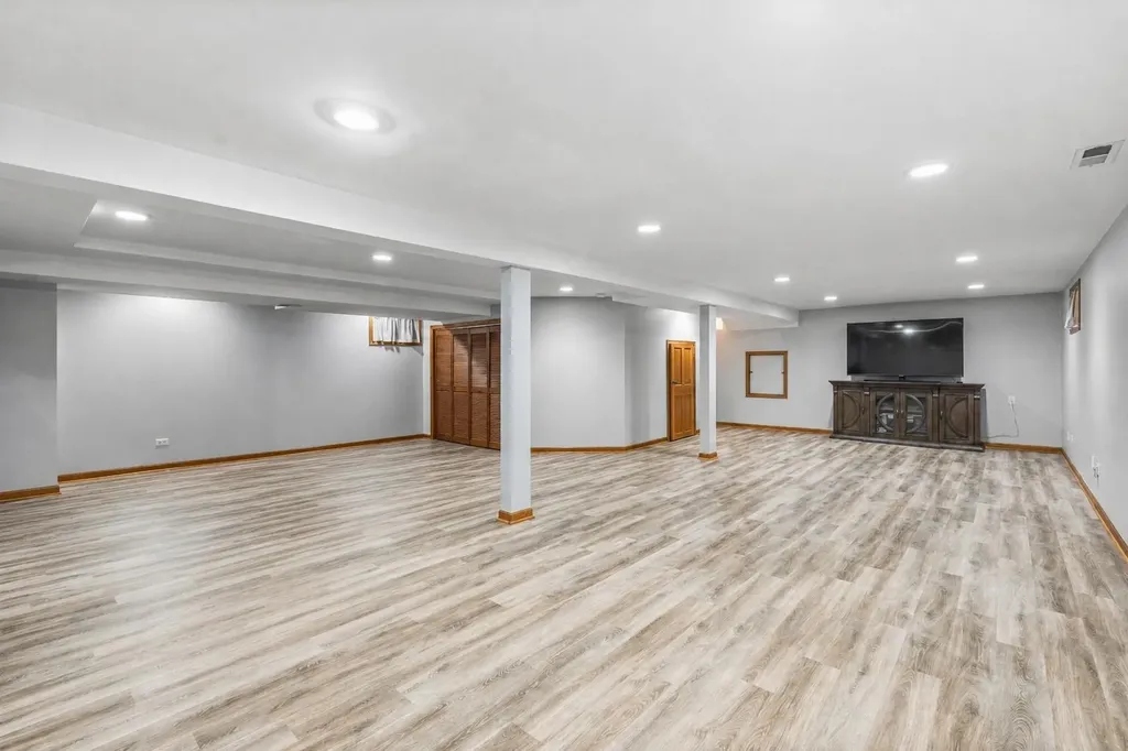 17500 Brook Hill Drive Orland Park IL 60467