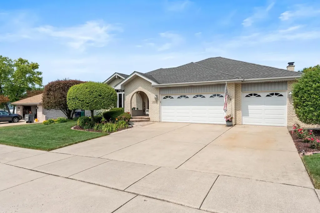 17500 Brook Hill Drive Orland Park IL 60467