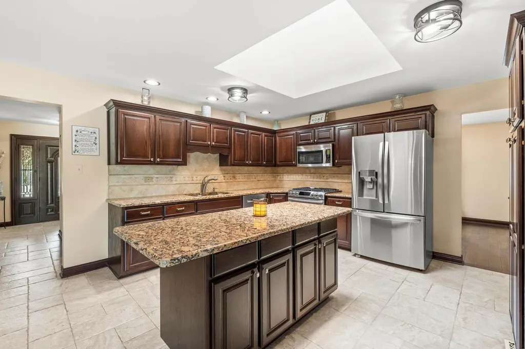 17500 Brook Hill Drive Orland Park IL 60467