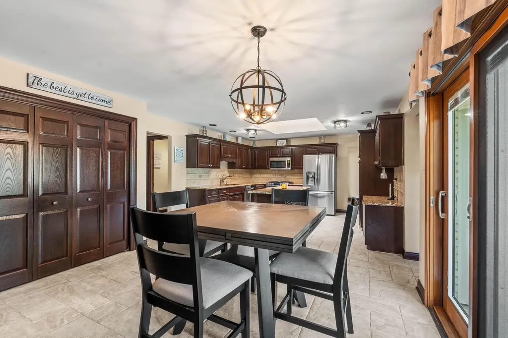 17500 Brook Hill Drive Orland Park IL 60467