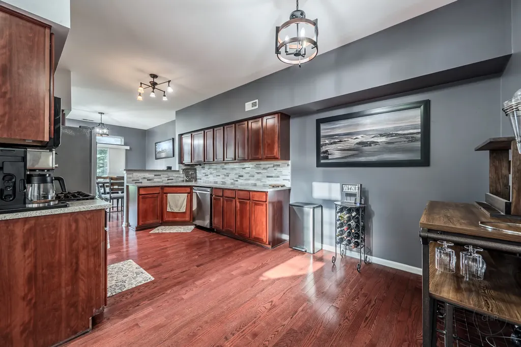 24015 West Pear Tree Circle Plainfield IL 60585