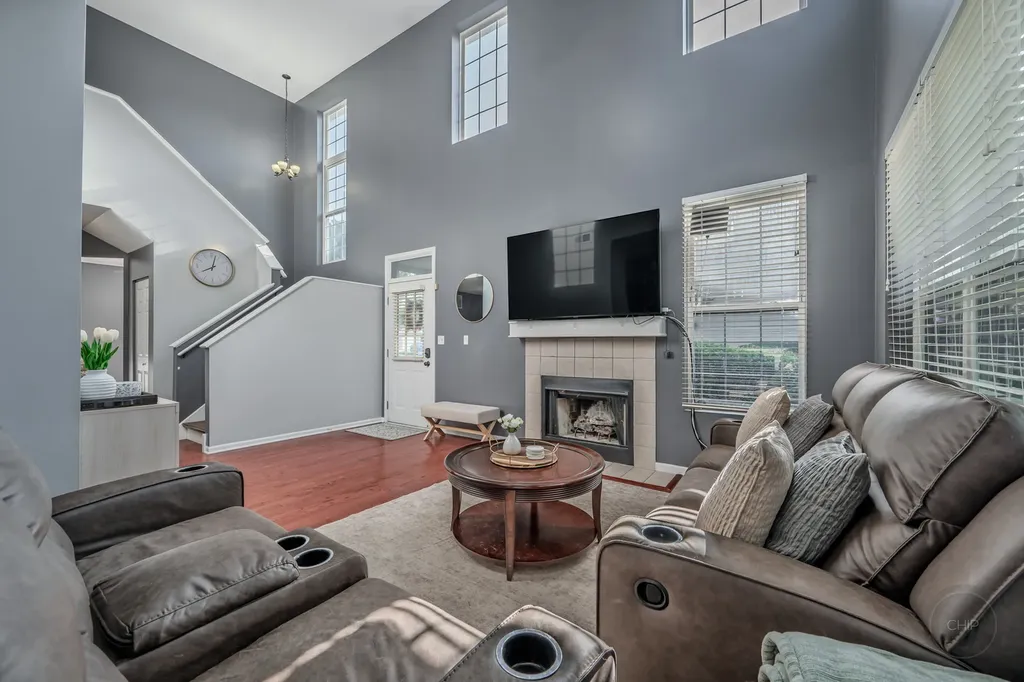 24015 West Pear Tree Circle Plainfield IL 60585