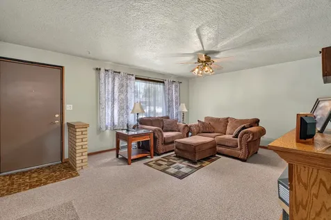 2313 Green Street Crest Hill IL 60403