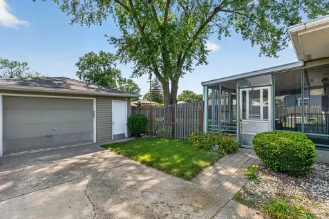 2313 Green Street Crest Hill IL 60403