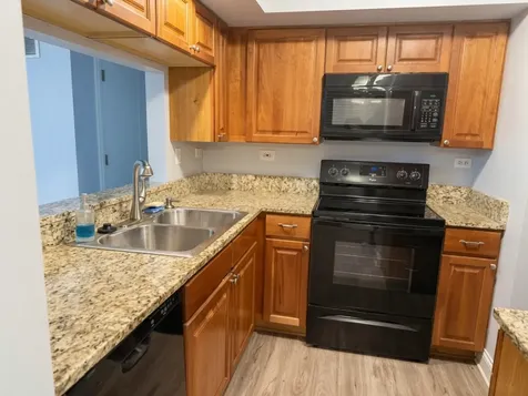 19 Foxcroft Road Naperville IL 60565