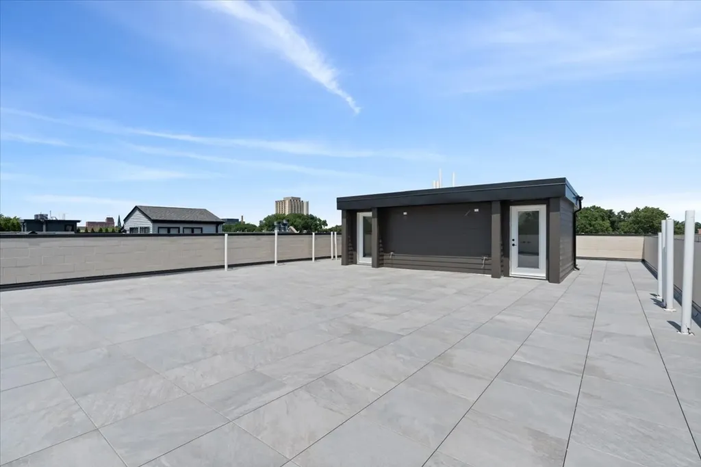 2023 West Augusta Boulevard Chicago IL 60622
