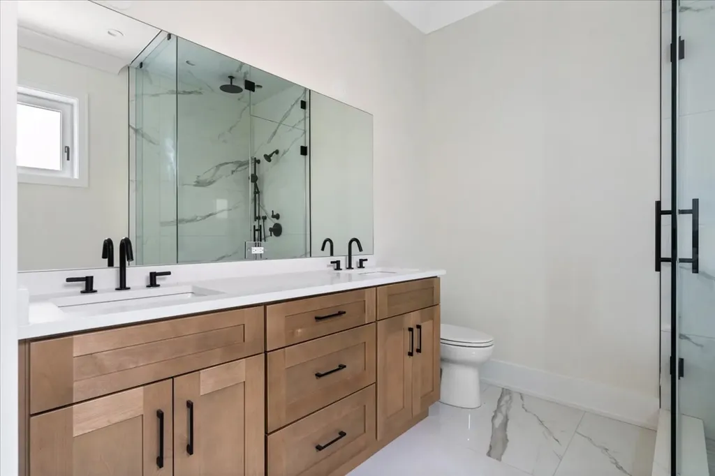 2023 West Augusta Boulevard Chicago IL 60622