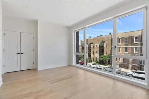 2023 West Augusta Boulevard Chicago IL 60622