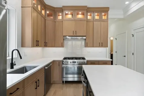 2023 West Augusta Boulevard Chicago IL 60622