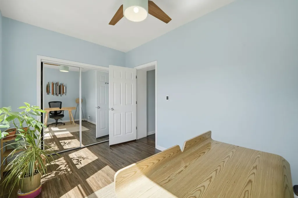 1733 West Catalpa Avenue Chicago IL 60640