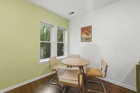 1733 West Catalpa Avenue Chicago IL 60640