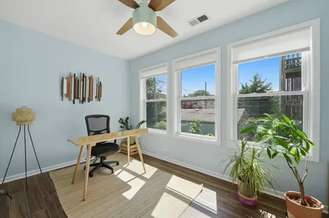 1733 West Catalpa Avenue Chicago IL 60640