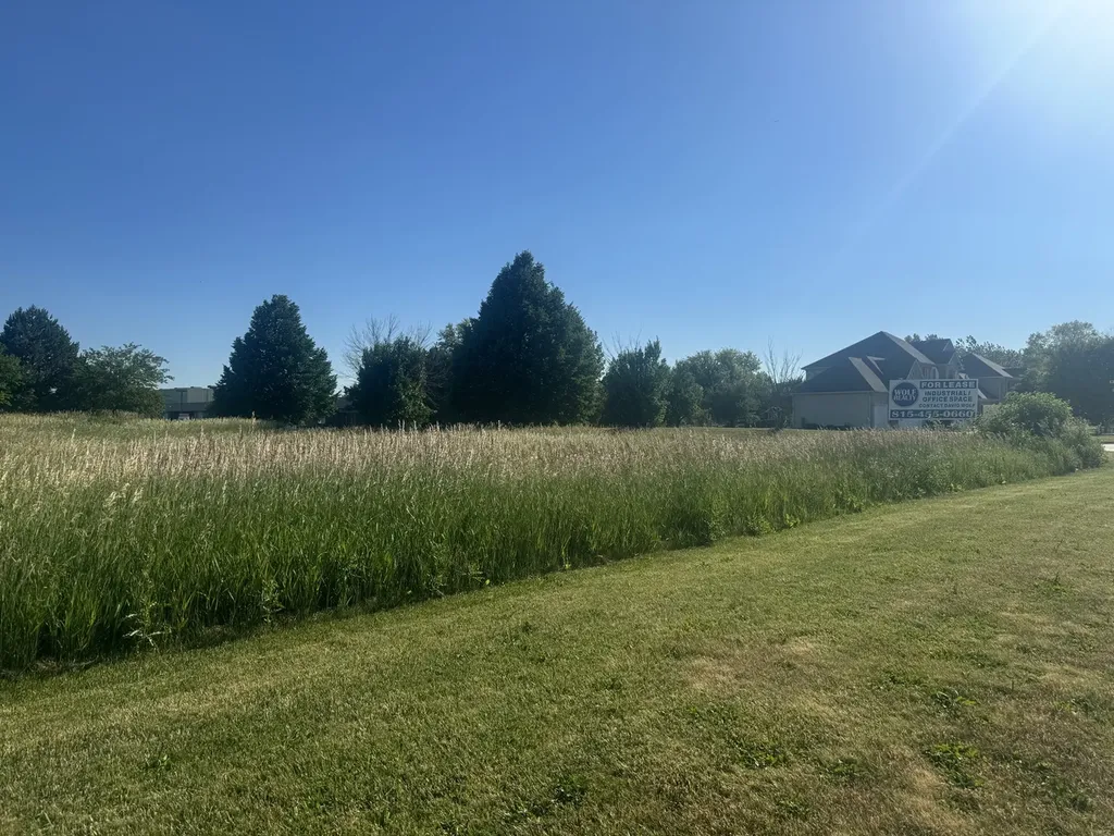 12025 Oakcrest Drive Huntley IL 60142