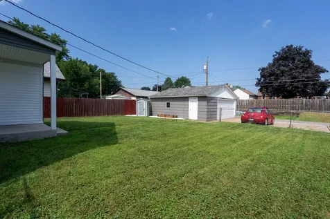 2025 39TH Street Rock Island IL 61201