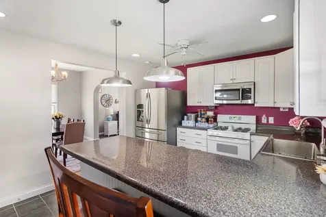 2025 39TH Street Rock Island IL 61201