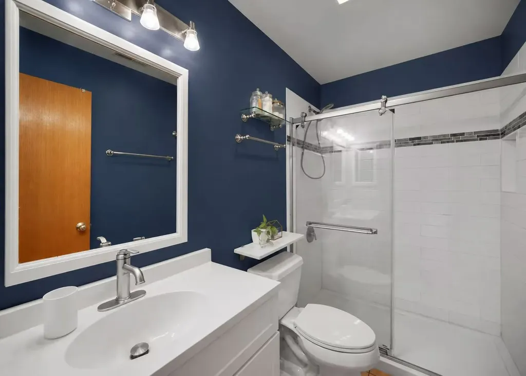 1009 East 61st Street Chicago IL 60637