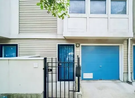 1009 East 61st Street Chicago IL 60637