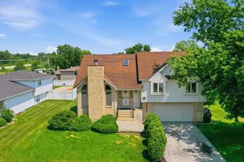 223 South Dante Avenue Glenwood IL 60425
