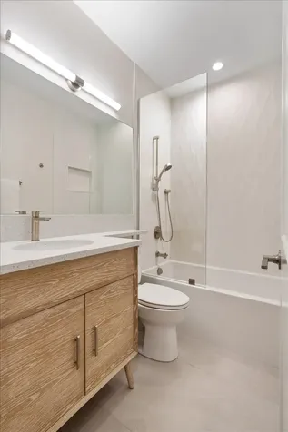 2023 West Augusta Boulevard Chicago IL 60622