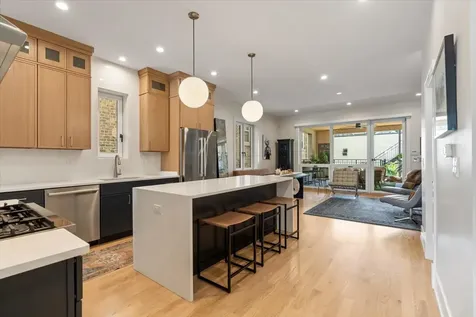 2023 West Augusta Boulevard Chicago IL 60622