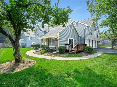 2740 Weeping Willow Drive Lisle IL 60532