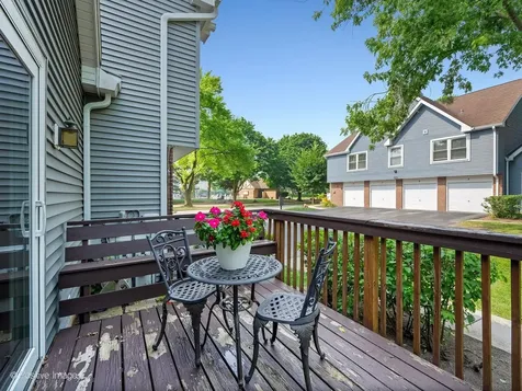 2740 Weeping Willow Drive Lisle IL 60532