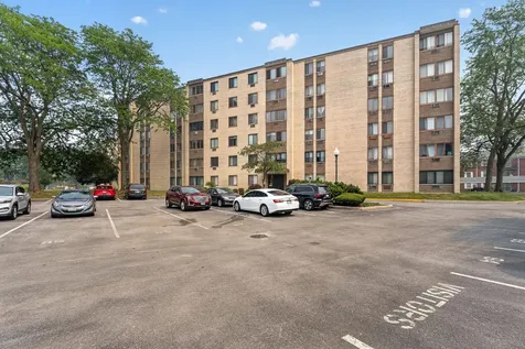 9745 South Karlov Avenue Oak Lawn IL 60453
