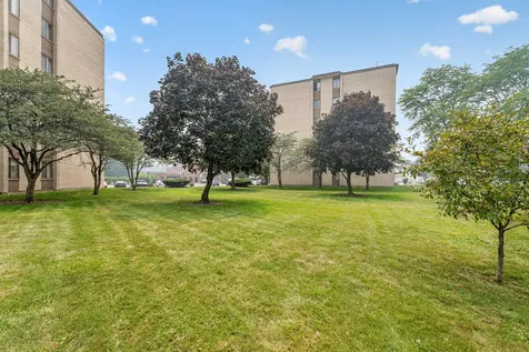 9745 South Karlov Avenue Oak Lawn IL 60453