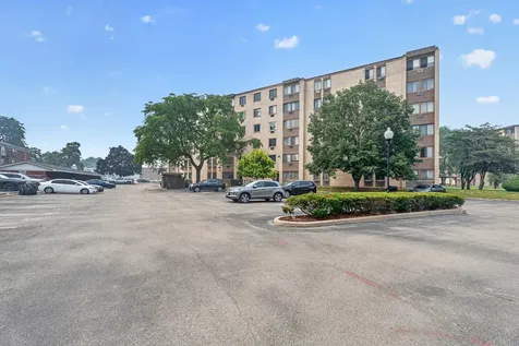 9745 South Karlov Avenue Oak Lawn IL 60453