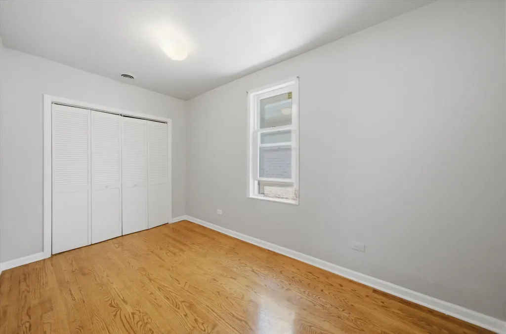 2928 North Mobile Avenue Chicago IL 60634