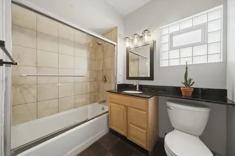 2928 North Mobile Avenue Chicago IL 60634