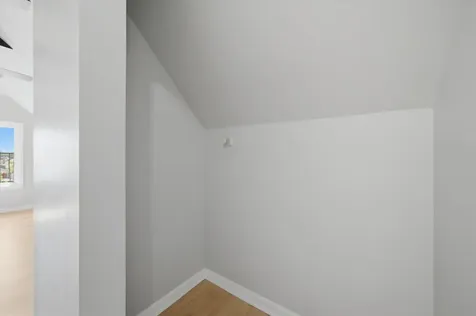 2928 North Mobile Avenue Chicago IL 60634