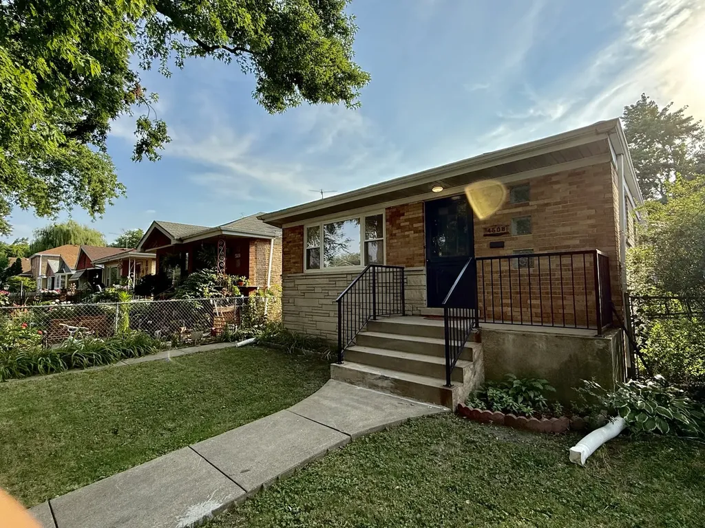 4508 South Keating Avenue Chicago IL 60632