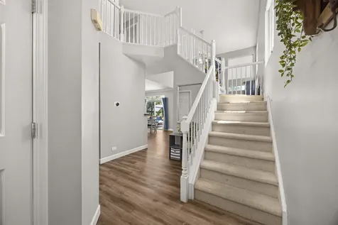 8200 Sierra Woods Court Carpentersville IL 60110