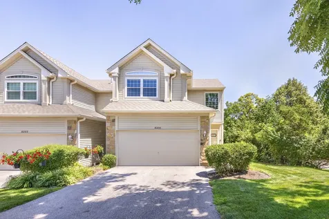 8200 Sierra Woods Court Carpentersville IL 60110