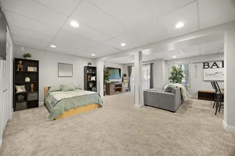 8200 Sierra Woods Court Carpentersville IL 60110