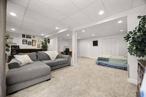8200 Sierra Woods Court Carpentersville IL 60110