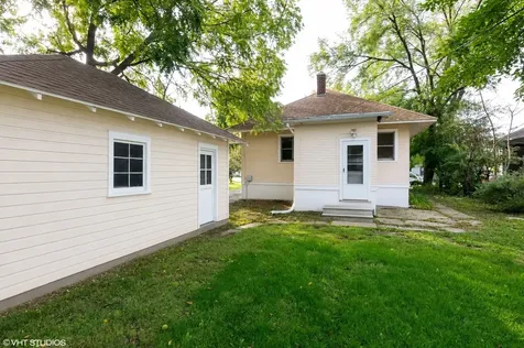 656 Bluff City Boulevard Elgin IL 60120