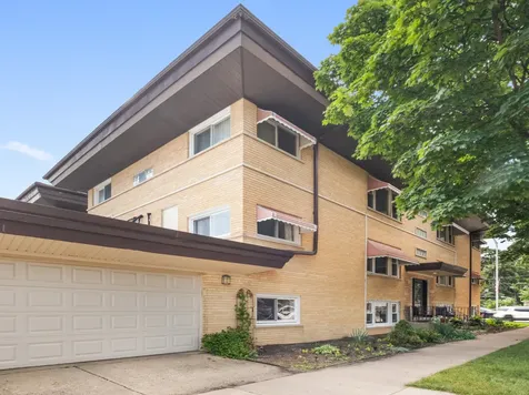 7818 West 26th Street Riverside IL 60546