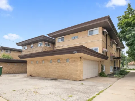 7818 West 26th Street Riverside IL 60546