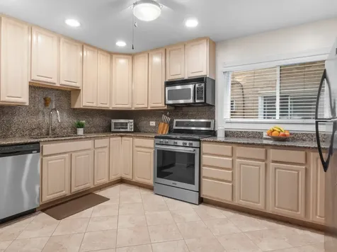 7818 West 26th Street Riverside IL 60546
